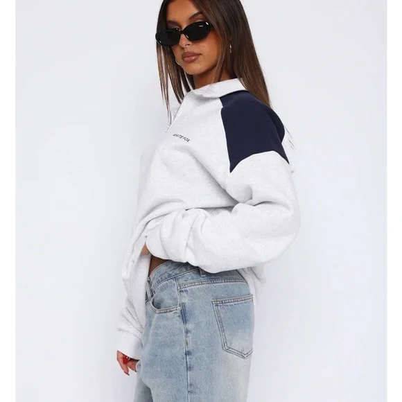 White Fox Boutique NWT It's A Bad Idea Zip Front Sweater Grey - Picture 3 of 6